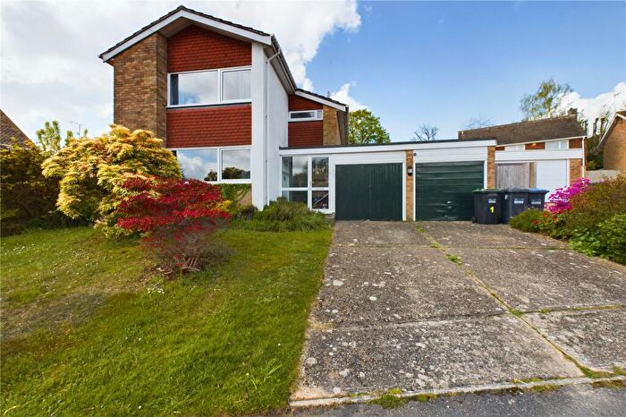 3 Bedroom Detached House To Rent In Fulmar Drive, East Grinstead, West Sussex, RH19