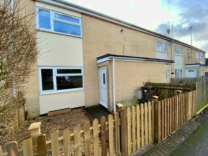 2 Bedroom House To Rent In Blagdon Park, BA2