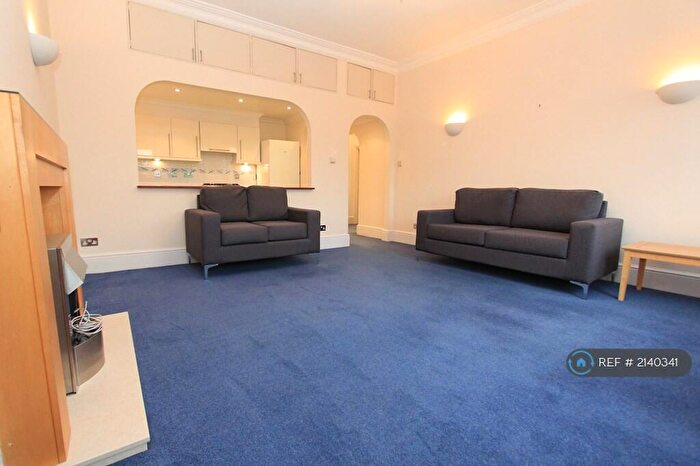 2 Bedroom Flat To Rent In Belsize Park Gardens, London, NW3