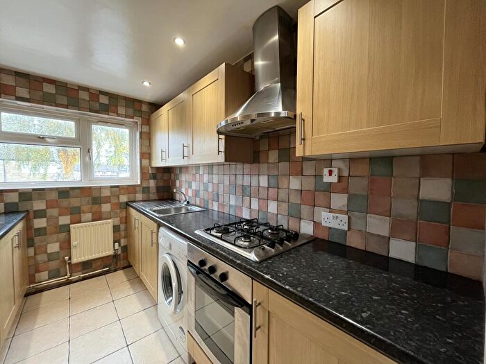1 Bedroom Flat To Rent In Northbrook, Corby, NN18