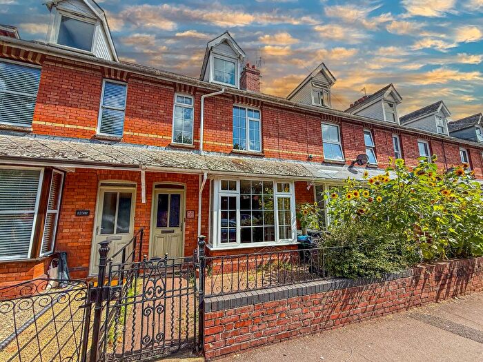 4 Bedroom Semi-Detached House To Rent In Clifford Terrace, Wellington, TA21