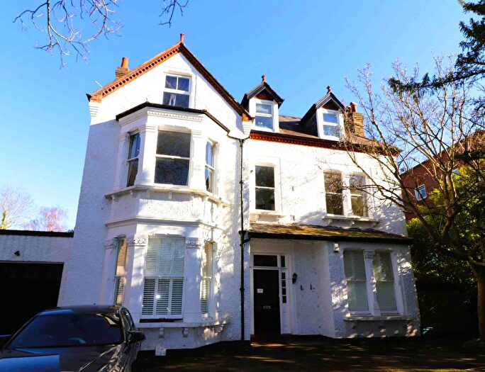1 Bedroom Flat To Rent In Wickham Road, Beckenham, BR3