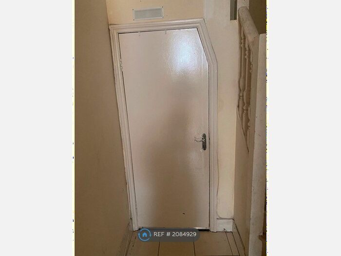 1 Bedroom Flat To Rent In Lea Bridge Road, London, E10