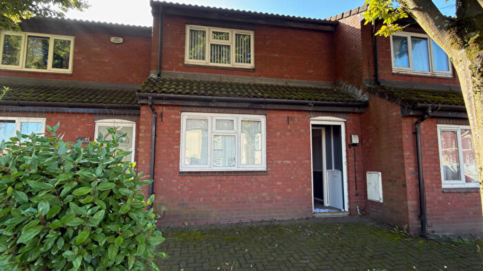 2 Bedroom Terraced House For Sale In Bury New Rd, Heywood, OL10