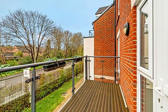 1 Bedroom Flat To Rent In Reading Road, Henley-On-Thames, RG9