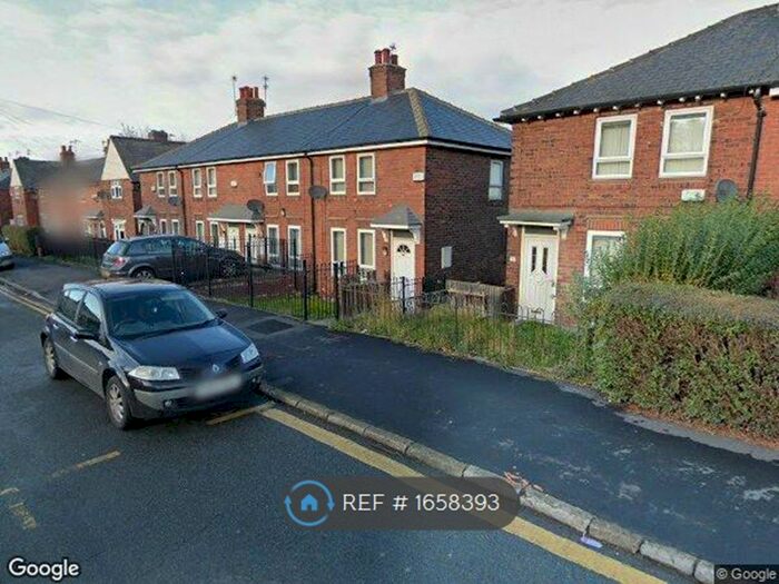 2 Bedroom End Of Terrace House To Rent In Manor Oaks Road, Sheffield, S2
