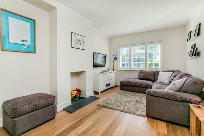 3 Bedroom House To Rent In Watney Road, Palewell, SW14