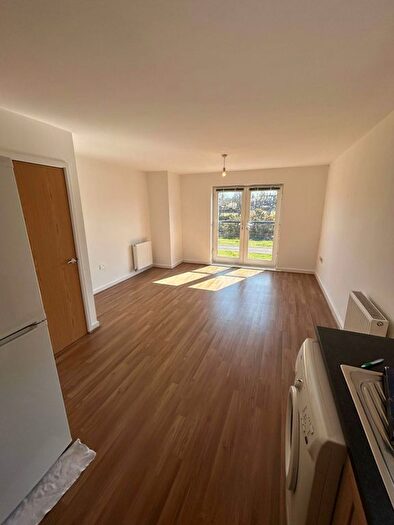 2 Bedroom Flat To Rent In Latchford, Warrington, WA4