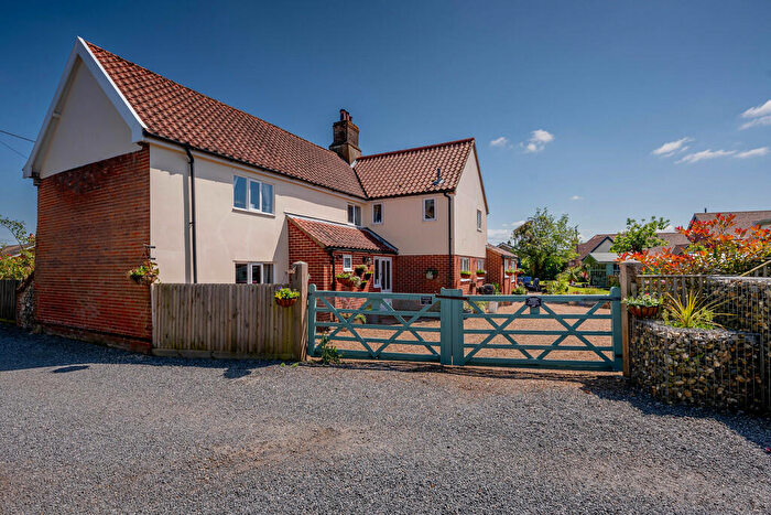 4 Bedroom Detached House For Sale In Swanton Morley, NR20