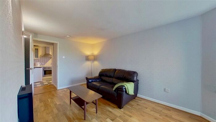 1 Bedroom Flat To Rent In Clyde Houses, The Furlongs, Hamilton, ML3