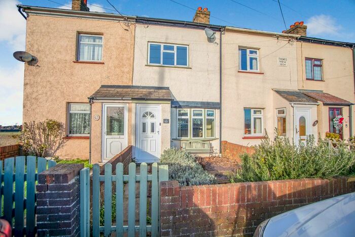 3 Bedroom Detached House For Sale In Hermitage Road, Higham, Rochester, Kent, ME3