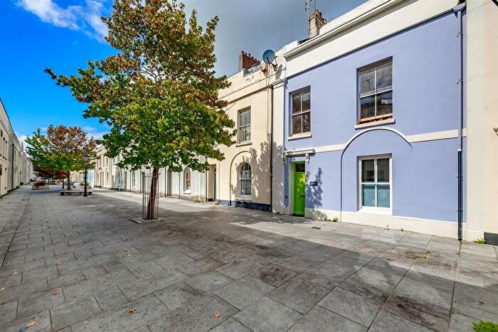 1 Bedroom Flat For Sale In Adelaide Street, Stonehouse, Plymouth, PL1