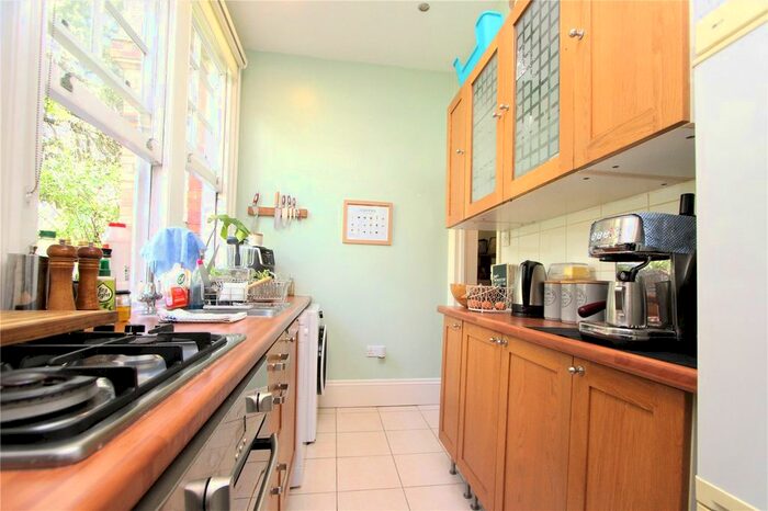 Studio To Rent In Priory Road, Crouch End, N8