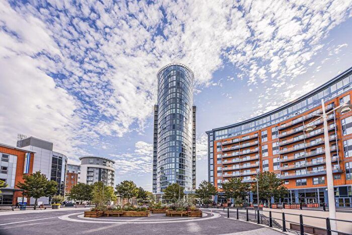 2 Bedroom Apartment For Sale In Gunwharf Quays, Portsmouth, PO1