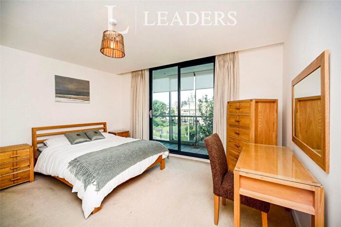 2 Bedroom Apartment For Sale In Princes Street, Brighton, East Sussex, BN2 - Photo 6