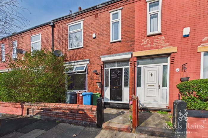 3 Bedroom Terraced House To Rent In Curtis Street, Levenshulme, Manchester, M19