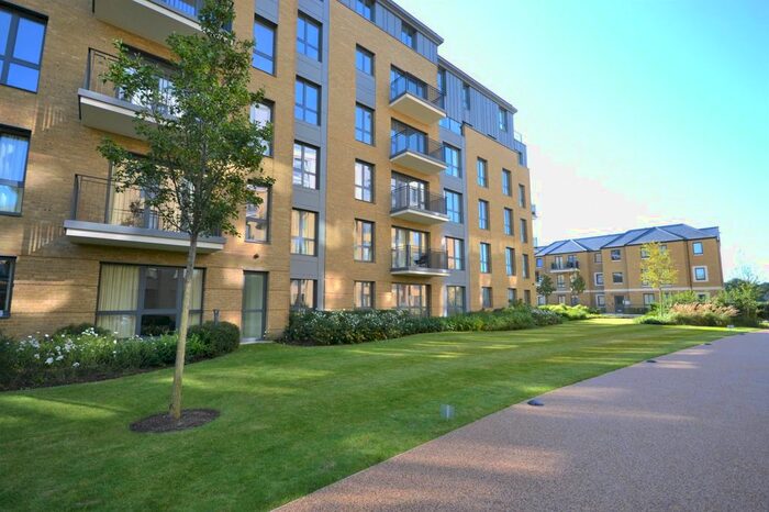 2 Bedroom Flat To Rent In Camera House, Teddington TW11