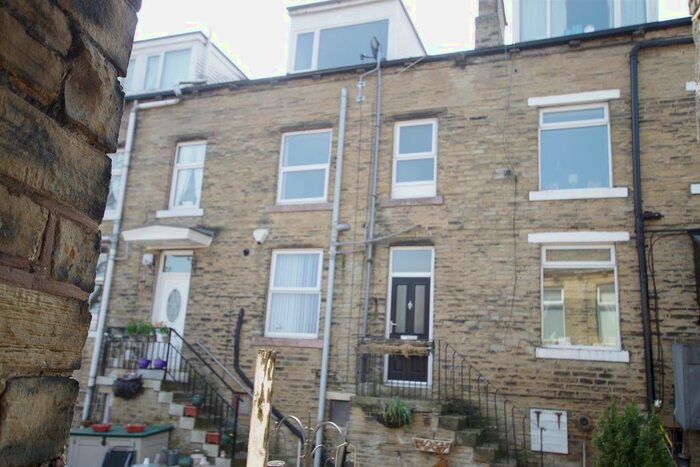 2 Bedroom Terraced House To Rent In Louisa Street, Idle, Bradford, BD10