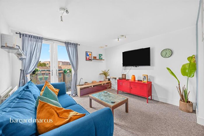 1 Bedroom Flat For Sale In Wandle Road, Croydon, CR0