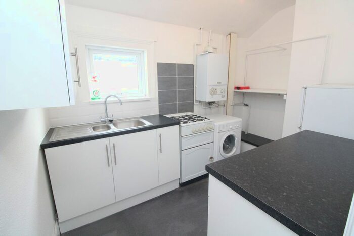 2 Bedroom Flat To Rent In Atlas Place, Canton, Cardiff, CF5