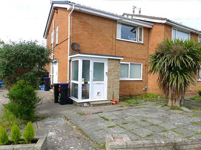 1 Bedroom Flat To Rent In Parc Esmor, Rhyl, LL18