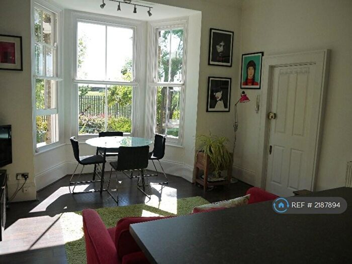 1 Bedroom Flat To Rent In Dartmouth Park Hill, London, NW5