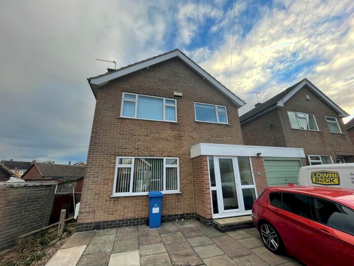 3 Bedroom Detached House To Rent In Corfe Close, Littleover, Derby, DE23