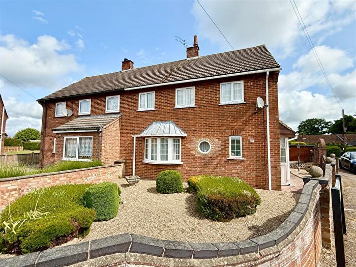 3 Bedroom Semi-Detached House For Sale In St. Catherines Avenue, Catfield, NR29