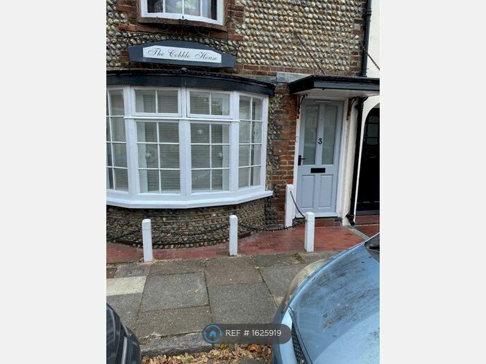 1 Bedroom Flat To Rent In Warwick Place, Worthing, BN11