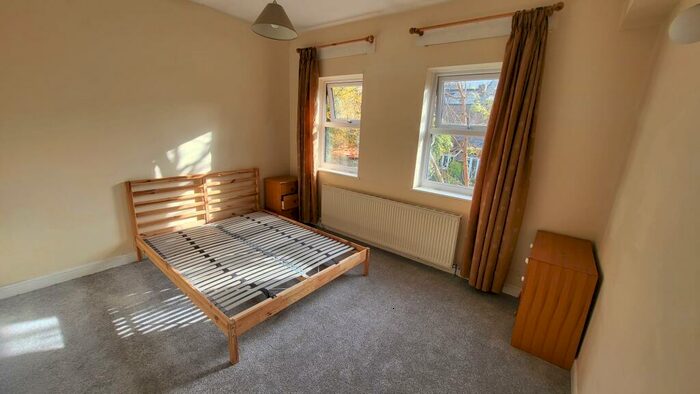 1 Bedroom Apartment To Rent In Clyde Road, West Didsbury, Manchester, M20
