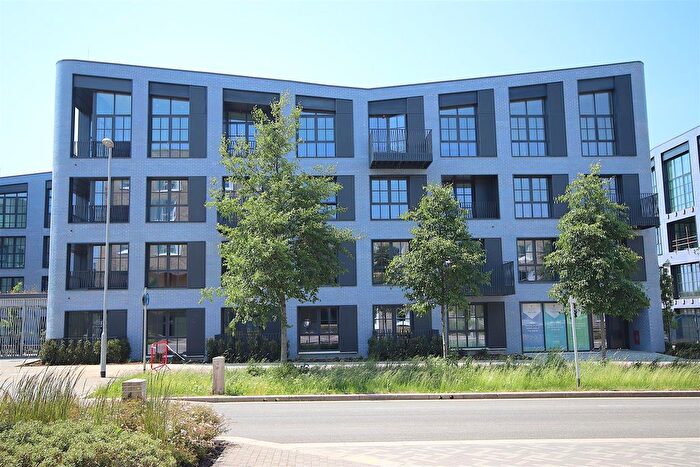 2 Bedroom Flat To Rent In Turing Way, Eddington, CB3