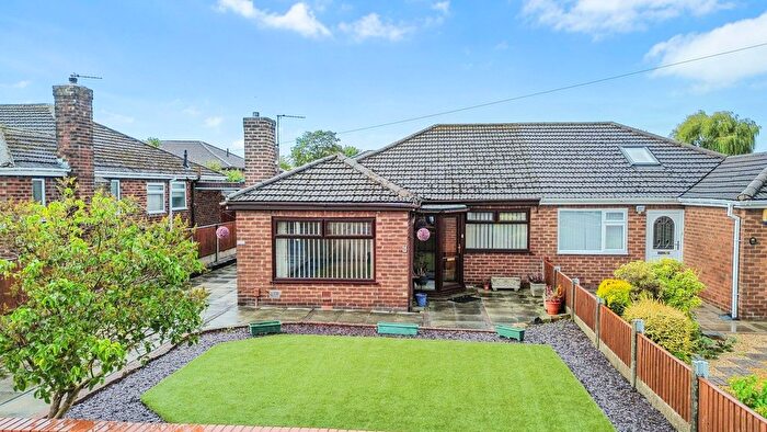 2 Bedroom Semi-Detached Bungalow For Sale In Moorland Road, Ashton-In-Makerfield, WN4