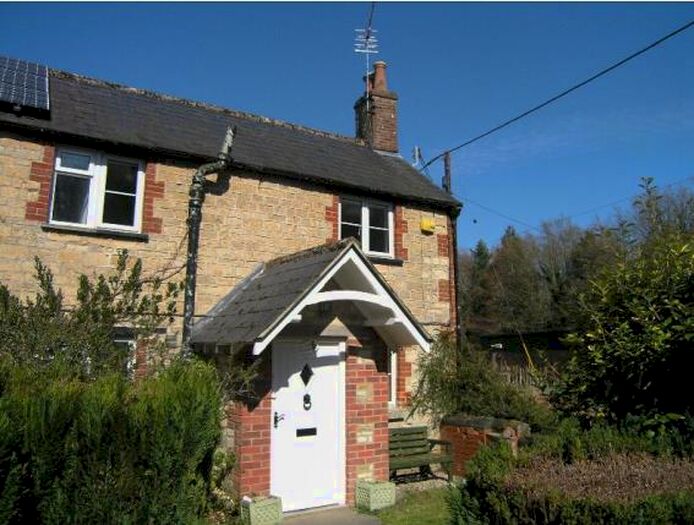 2 Bedroom Cottage To Rent In Old Road, Studley, Calne, SN11