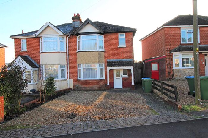 3 Bedroom Semi Detached House To Rent In Rownhams Road, Southampton, SO16