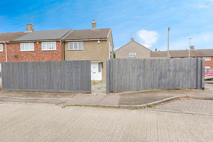 2 Bedroom End Of Terrace House For Sale In Twickenham Road, Leicester, LE2