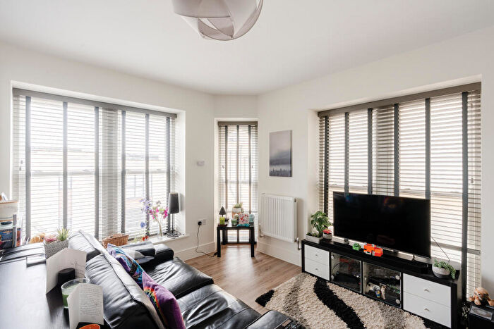 1 Bedroom Flat For Sale In Woodstock Road, Redland, Bristol, BS6