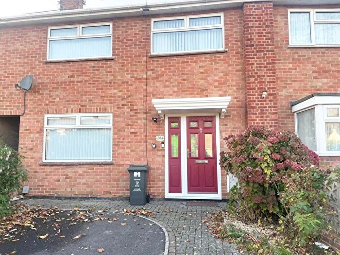 3 Bedroom Terraced House To Rent In Welcombe Avenue, Swindon, Wiltshire, SN3