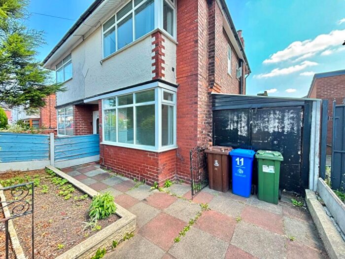 2 Bedroom Semi-Detached House To Rent In Eastwood Avenue, Manchester, M43