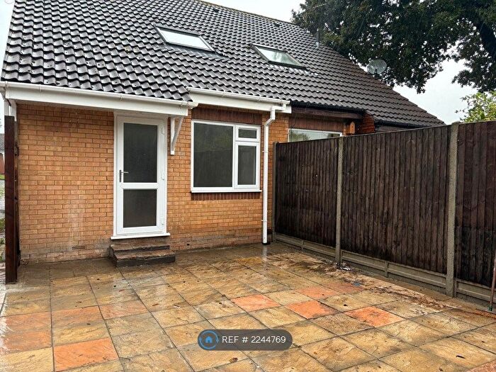 1 Bedroom Semi-Detached House To Rent In Fairway Road, Shepshed, Loughborough, LE12