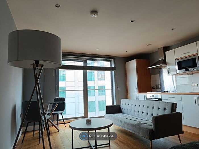 1 Bedroom Flat To Rent In Meridian Plaza, Cardiff, CF10