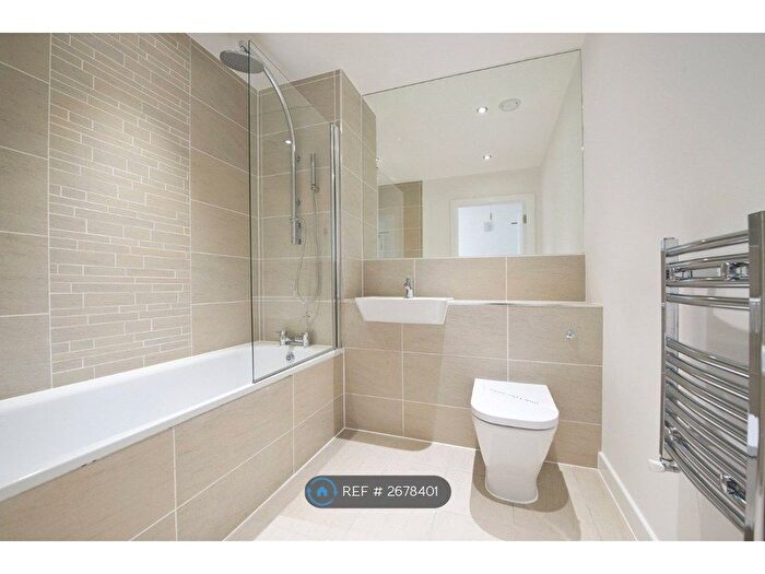 1 Bedroom Flat To Rent In Bedford Road, London, SW4