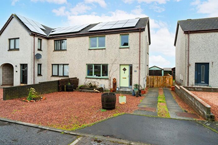 3 Bedroom Semi-Detached House For Sale In New Grange Crescent, Pittenweem, KY10
