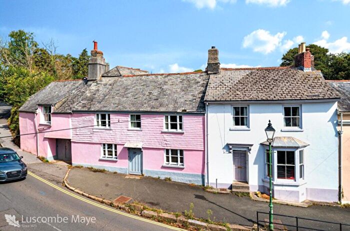8 Bedroom Terraced House For Sale In Church Street, Modbury, Devon, PL21