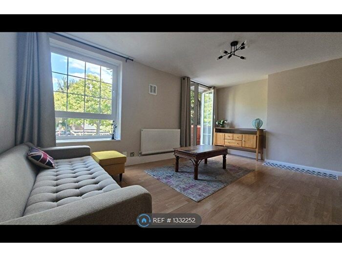 2 Bedroom Flat To Rent In Weston Street, London, SE1