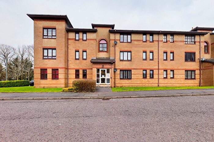 2 Bedroom Flat To Rent In Dundas Court, Glasgow, G74