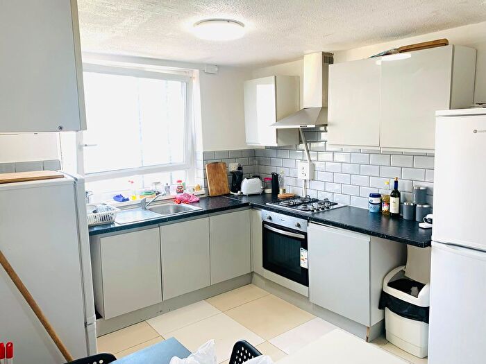 1 Bedroom Maisonette To Rent In Brodlove Lane, Wapping/Shadwell, E1W