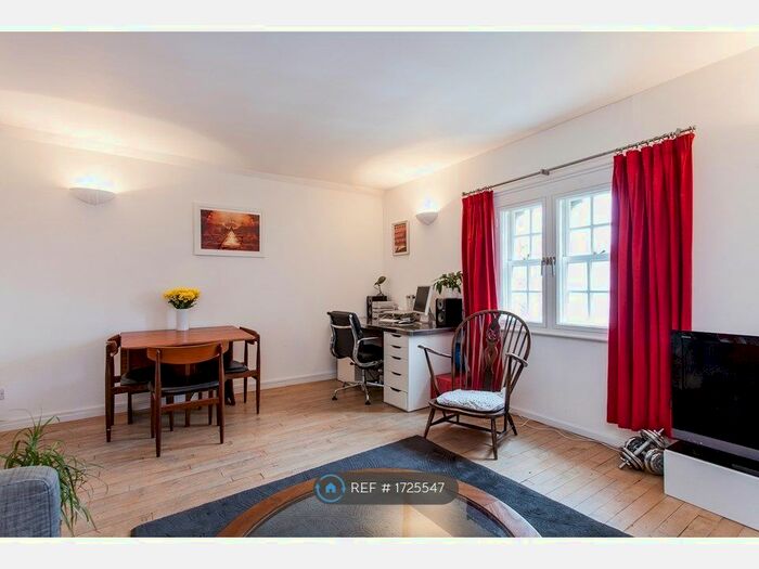 1 Bedroom Flat To Rent In St. James Court, London, E2