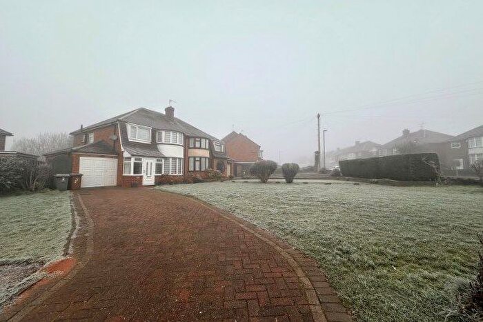 3 Bedroom Semi-Detached House To Rent In Wheeley Moor Road, Birmingham, B37