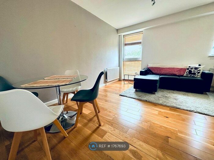 1 Bedroom Flat To Rent In Tamarind Yard, London, E1W