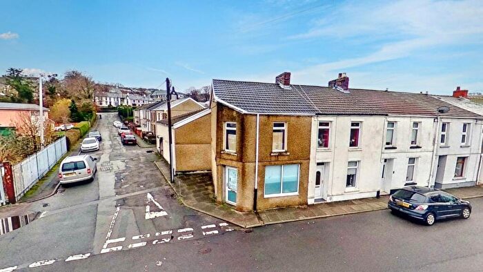 1 Bedroom End Of Terrace House For Sale In Glyn Terrace, Tredegar, Gwent, NP22
